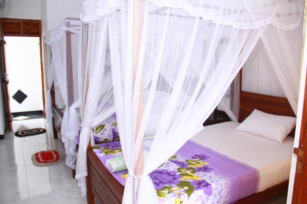 ホテル Orchid Rest ミリッサ 部屋 写真